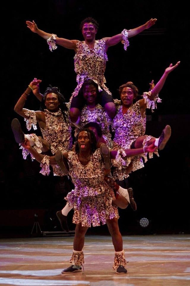 Giant Stilt Walkers & Acrobatic Acts