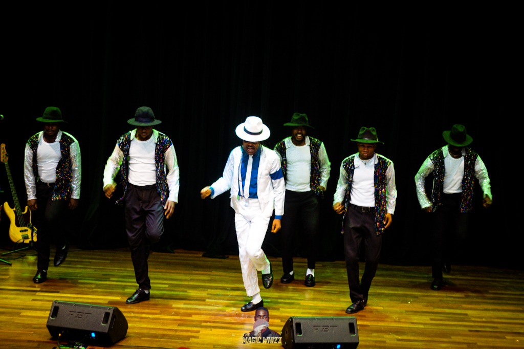 Michael Jackson Stage Tribute